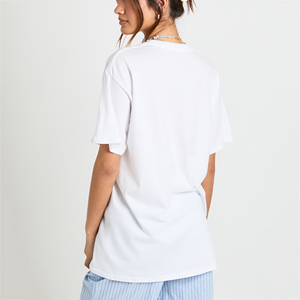 T-shirt graphique personnalisé OEM pour femme, coupe décontractée oversize, en polyester et coton, à manches courtes, style streetwear - Product Image 4