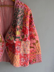 Veste matelassée rose patchwork avec broderie florale, manches trois quarts, manteau de printemps pour femme, cadeau pour elle - Product Image 3