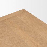 Table basse de salon moderne en bois de manguier massif, entièrement sculptée par CNC, avec des bords nettoyés, de forme carrée et une surface lisse.