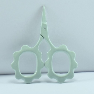 Mini ciseaux à broder mignons en forme de fleur, en acier inoxydable, pour droitiers, à 30 dents, pour la coupe des cheveux, pour les amateurs de bricolage - Product Image 6
