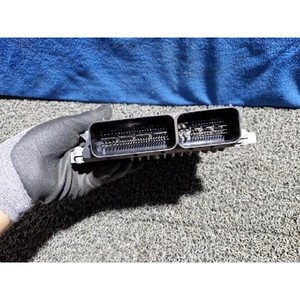 โมดูลควบคุมเครื่องยนต์ S-class ปี 2005-2009 มือสอง ของแท้ รหัส A6421500841 - Product Image 3