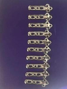 Plaques orthopédiques vétérinaires à verrouillage, 10 pièces, TPLO 2,4 mm, droite/gauche, réutilisables, en acier inoxydable, kit d'instruments manuels de haute qualité - Product Image 1