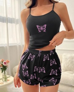 Ensemble de détente pour femme imprimé papillon, débardeur sans bretelles et short, noir et violet, tenue décontractée d'été, taille adulte, en jersey doux et confortable - Product Image 1