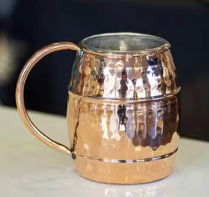 Tasse à café en cuivre pur, faite à la main, design martelé épaissi avec poignée, pour eau froide, bière, café, avec soucoupe – Vente en gros - Product Image 5