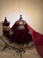 Geringe Mindestbestellmenge Großhandelspreise Schwer Bestickte Spitze Maßgeschneiderte Designs Mutter-Braut Hochzeitsstil Afghanisches Kleid Damen- und Herren-Partnerlook