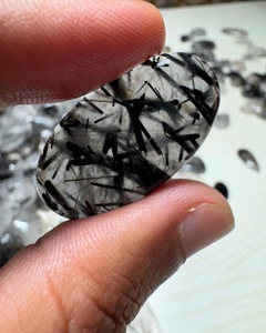 Gemas Trimurti AAA+ de Gran Calidad, Cuarzo Rutilado Negro Natural, Cabujón de Forma Mixta, Gema Semipreciosa de Rutilo, Rajasthan - Product Image 4