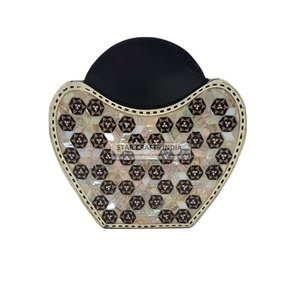 Plateaux de service en nacre de qualité supérieure de haute qualité avec caboteur Set Hotels & Restaurant At Star Crafts India - Product Image 1