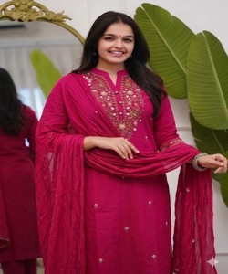<b>Women</b> Traditional Vintage Cotton Rayon <b>Kurta</b> Set Dupatta Regular Fit Ethnic Wear India Pakistan Wedding Occasion 85898 - Product Image 2