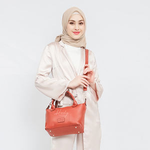 Sac à bandoulière vintage pour femme, grande capacité, durable, portable, idéal pour le quotidien et les voyages, vente en gros - Product Image 6