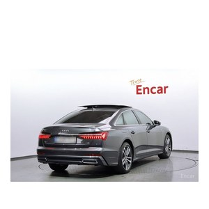 Audi A6 45 TFSI Quattro Premium 2023, 39,153 km, Volante a la Izquierda, Asientos de Cuero, Cámara Trasera - Product Image 2