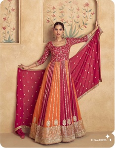 Robe traditionnelle indienne en soie lourde brodée, style modeste, style Rajasthan, pour femmes - Product Image 5