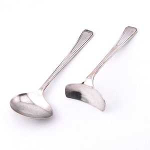 Elegante Juego de Cucharas de Metal con Agarre Ergonómico, Cubiertos para Comer con Comodidad - Product Image 3