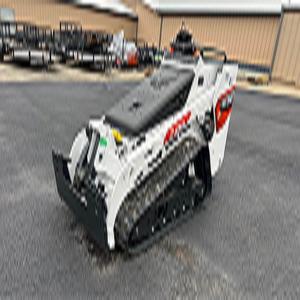 Chargeuse compacte Bobcats MT100 Mini Skid Steer, équipement de construction compact, chargeuse polyvalente conçue pour une efficacité élevée - Product Image 4