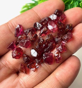 Rhodolite Garnet Gemstones Natural Mozambique Garnet <b>Crystals</b> Rough Loose Stones Jewelry Making Bulk Wholesale Supplier - Product Image 2