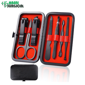 Fabricant d'équipements médicaux, ensemble de manucure et pédicure 7 pièces avec coupe-ongles - Product Image 1