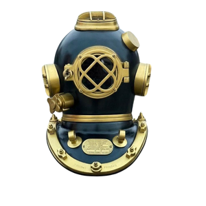 Casque de plongée en laiton, accent héritage marin pour la décoration nautique de la maison, les environnements côtiens et l'affichage de collection - Product Image 1