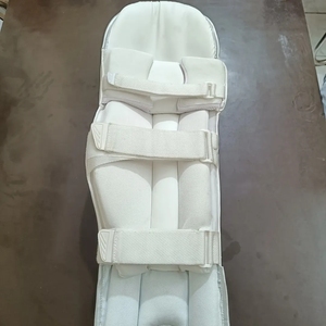 Almohadillas de Protección para Bate de Críquet, Cómodas y Ligeras, de Material PU, con Doble Costura, Personalizables, para Protección Acolchada en Partidos de Críquet - Product Image 5