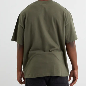 บริการ OEM เสื้อยืดโอเวอร์ไซส์สีพื้นแบบเรียบสำหรับผู้ชาย พร้อมสกรีนโลโก้ตามสั่ง และเสื้อยืดผู้ชายแบบแห้งเร็ว - Product Image 6