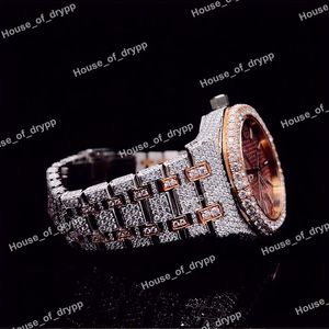 Reloj de Acero Inoxidable con Incrustaciones de Diamantes Moissanite, Corte Redondo, con Movimiento de Cuarzo Personalizado VVS para Mujer - Product Image 3