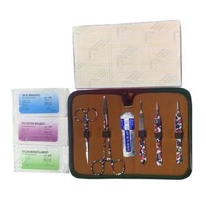 Recursos de enseñanza Kit de sutura de ciencia médica Pad Uso de entrenamiento quirúrgico Estudiantes de medicina Entrenamiento de sutura Anatomía Biología - Product Image 1