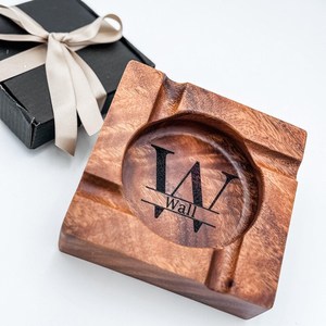 Cendrier à cigares artisanal, porte-cigares, cendrier unique, cendrier en noyer, accessoire pour cigares, cadeau pour mari et père, logo personnalisé - Product Image 6