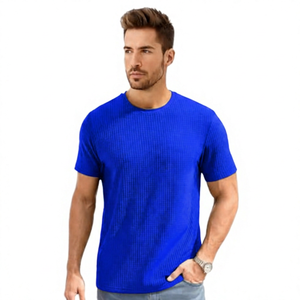 T-shirt en maille gaufrée vert à manches courtes et col rond pour homme, coupe classique, décontracté, imprimé photo, respirant, en polyester - Product Image 3