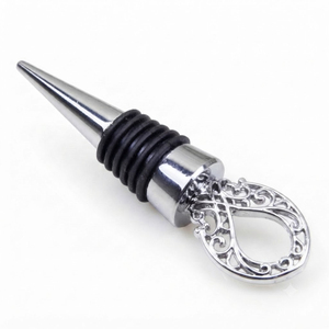 Bouchon de bouteille de vin nœud d'amour celtique réutilisable en alliage de zinc avec joint en silicone de qualité alimentaire, décoratif Trinité irlandaise - Product Image 2
