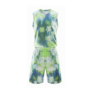 Uniforme de Baloncesto Sublimado para Hombre de la Mejor Calidad, Transpirable, 100% Poliéster, Hecho en Pakistán - Product Image 2