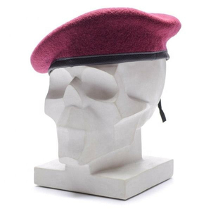 Béret en Laine Française Léger et Chaud Style Décontracté pour Hommes et Femmes, Couleur Unie, Logo Personnalisé, Super Badges - Product Image 3
