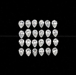 OM GEMS Diamante Cultivado en Laboratorio de Color Fantasía, Corte Pera 4.0x2.5mm, Blanco, Perforado con Láser, Corte Antiguo Único para Joyería - Product Image 5