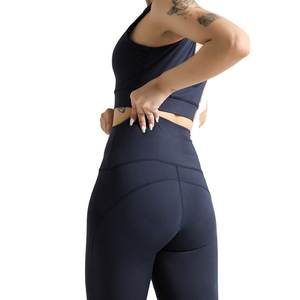 Ensemble de sport pour femmes de haute qualité, respirant et à séchage rapide, 2 pièces, comprenant un soutien-gorge de sport et un legging - pour le yoga - Product Image 6