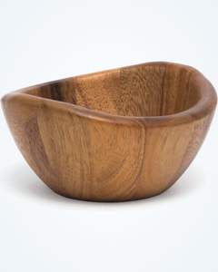 Bols élégants en bois d'acacia qui rehaussent les expériences culinaires grâce à leurs tons naturels, finition lisse et caractère artisanal. - Product Image 6