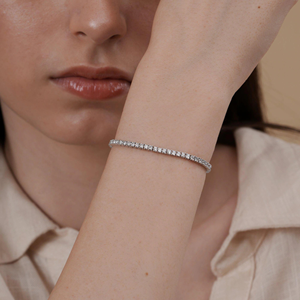 Pulsera de tenis de lujo con 4 diamantes redondos brillantes cultivados en laboratorio para mujer, certificada por IGI, oro de 14K, elegante para bodas y fiestas - Product Image 4