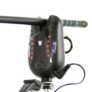 Indicateur de morsure pour la pêche à la carpe européenne, équipé d'un éclairage LED et d'une alarme sonore, avec volume réglable (piles non incluses) - Product Image 1