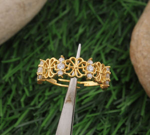 แหวนทองชุบประดับพลอยรูปดอกไม้สไตล์วินเทจ ดีไซน์เปิดวง คลาสสิก เหมาะสำหรับงานแต่งงานสำหรับผู้หญิง - Product Image 3