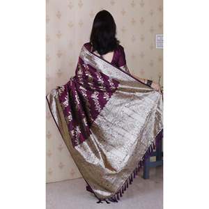 Sari Banarasi Jaal Meenakari Zari Tejido para Mujer con Seda Suave Color Vino, Blusa y Camisa Elegantes y Lujosas - Product Image 4