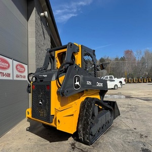 Cargadora de orugas compacta Deere 325G de construcción duradera, certificada por la EPA y la CE, para uso industrial de larga duración. - Product Image 1