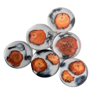 แผ่นรองแก้วไม้เรซิ่นทรงสี่เหลี่ยม งานแฮนด์เมด ทนทาน ตกแต่งโต๊ะบ้านสุดหรู - Product Image 1