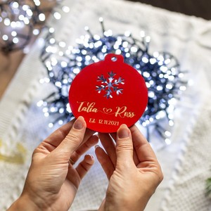 Adorno Navideño de Madera Personalizado con Nombre Grabado, Decoración Colgante para Árbol de Navidad - Product Image 3