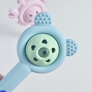 Jouet de dentition pour bébé en silicone en forme d'ours avec hochet, jouet de dentition en silicone de qualité alimentaire pour bébé, sans BPA, souple et résistant à la mastication - Product Image 2
