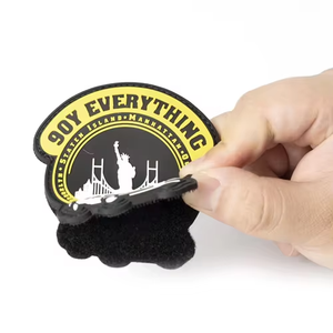 Écussons en caoutchouc PVC 3D personnalisés de haute qualité, style à coudre pour vêtements, matériau en tissu personnalisé OEM 2026 - Product Image 4