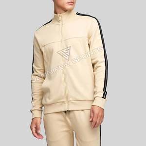 Ensembles de survêtements personnalisés OEM pour hommes, streetwear en coton, sweats à capuche avec cordon de serrage, pantalons de survêtement à jambes larges, ensembles athlétiques légers et respirants - Product Image 1