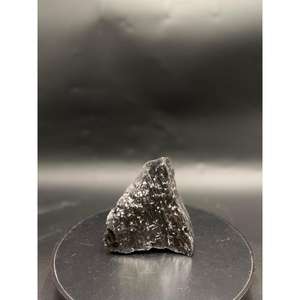 Pierre brute d'obsidienne noire naturelle, sculpture et découpe, matériau décoratif pour utilisation intérieure ou extérieure des véhicules - Product Image 1