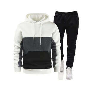 Survêtements d'entraînement personnalisés pour hommes, avec logo personnalisé, légers, imprimés en relief - Product Image 4