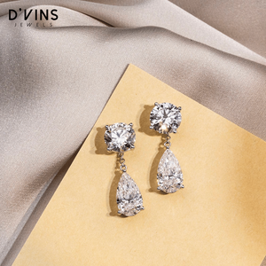 ดีวินส์ จิวเวลส์ต่างหูเพชรทรงลูกแพร์ 18k ทองคำแท้ รุ่น DJ 123 สี D แฟนซีไลท์ - Product Image 2