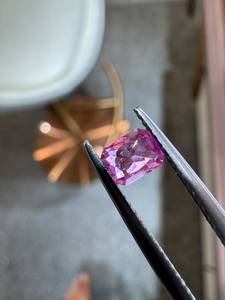 Espinela Rosa Natural Mahenge de 0.60CT, Corte Esmeralda, Piedra Preciosa Suelta Facetada al por Mayor de Minas de Tanzania para Fabricación de Joyas - Product Image 3