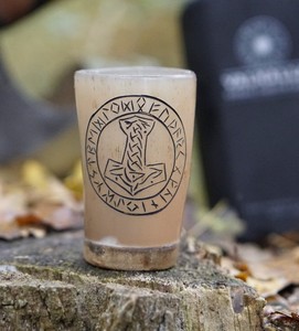 Verre artisanal en corne naturelle de qualité supérieure, écologique, durable, unique, produit cadeau de luxe, ensemble pour la maison - Product Image 5
