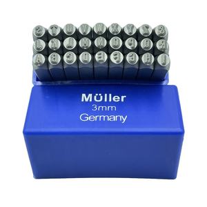 Juego de Punzones de Acero para Producción Profesional de 3.0 mm (1/8\") con Números y Letras - Product Image 2