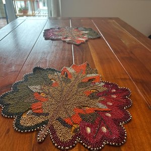 Luxury Handmade Polyester Woven Placemat 450mm Diameter Floral Embroidery Eco-Friendly Home Hotel Wedding Decor Beaded Leaf Mat - Product Image 1