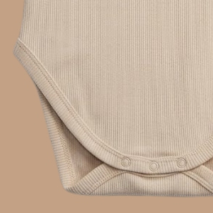 Cot & Candy Body de Manga Larga Orgánico para Bebé Color Almendra Melocotón - Product Image 3